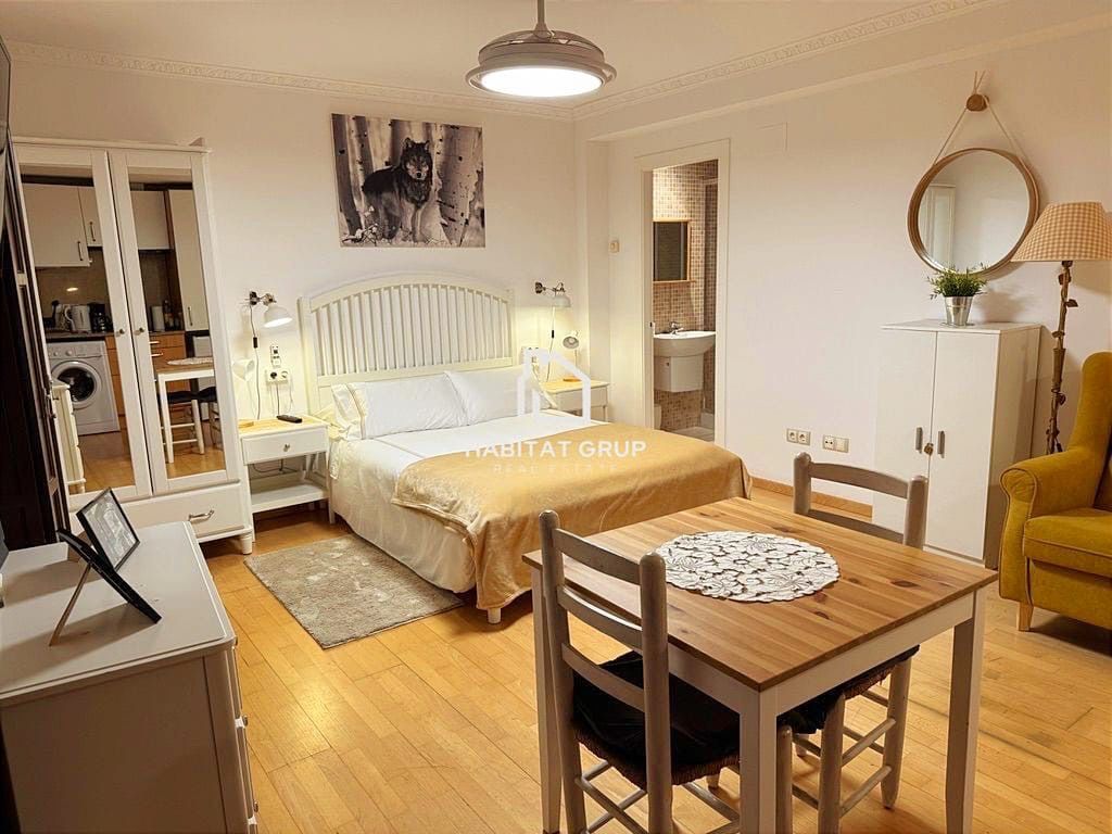 Estudio en Girona, venta