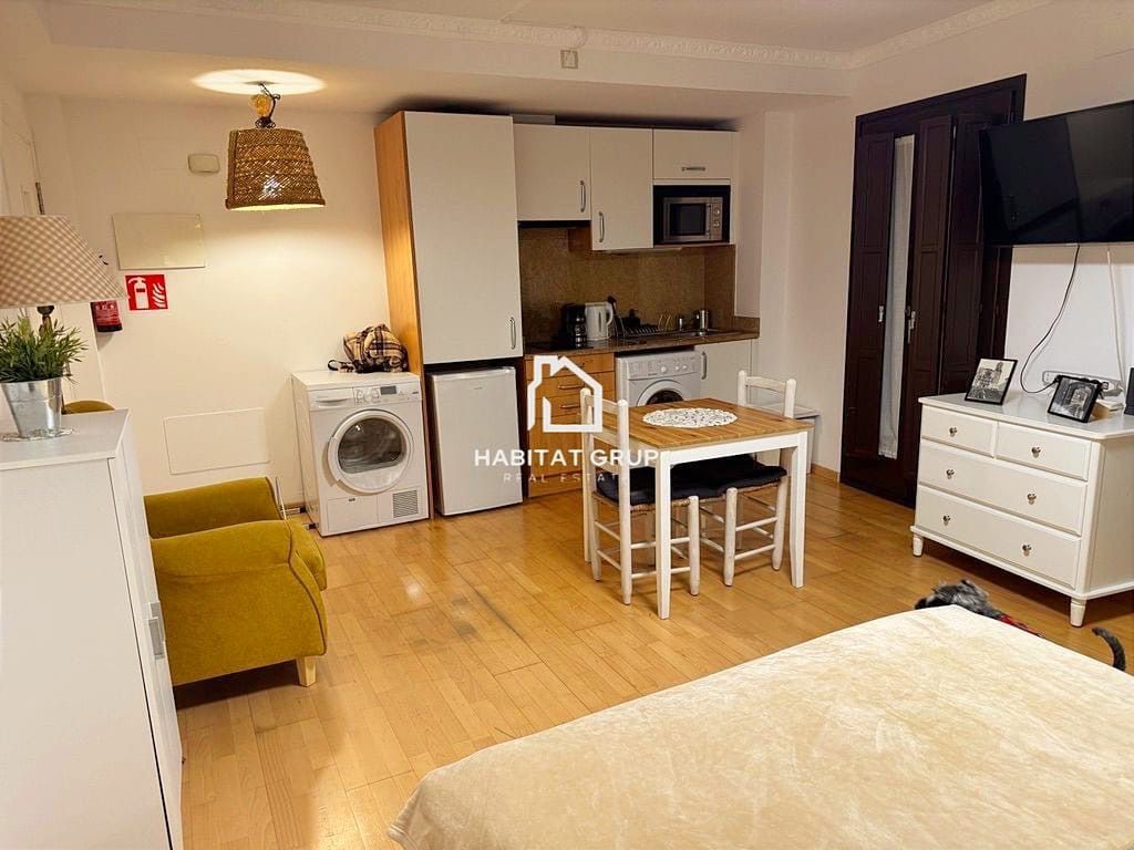 Estudio en Girona, venta — foto 2